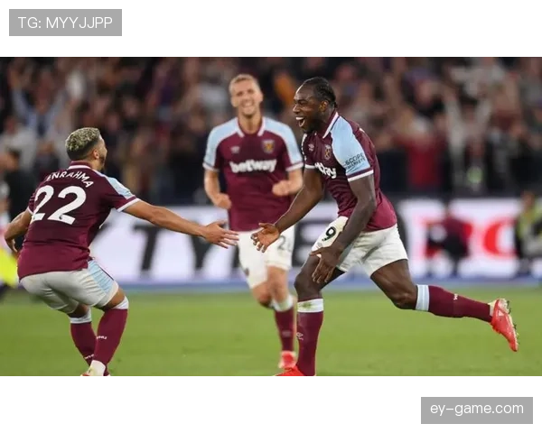 达姆斯高进攻端表现稳健，助力球队争冠前景备受关注